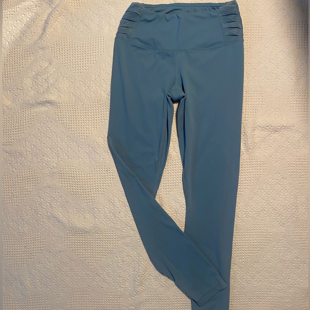 Yogalicious blue leggings| great condition